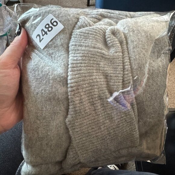 J.Crew Destination Sweater Womens  Size Small Gray Merino Wool Casual Outdoor - Picture 11 of 11